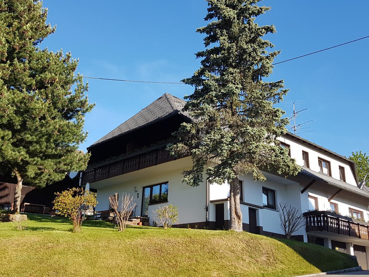 Gaestehaus Bartlehof Schluchsee Luaran gambar